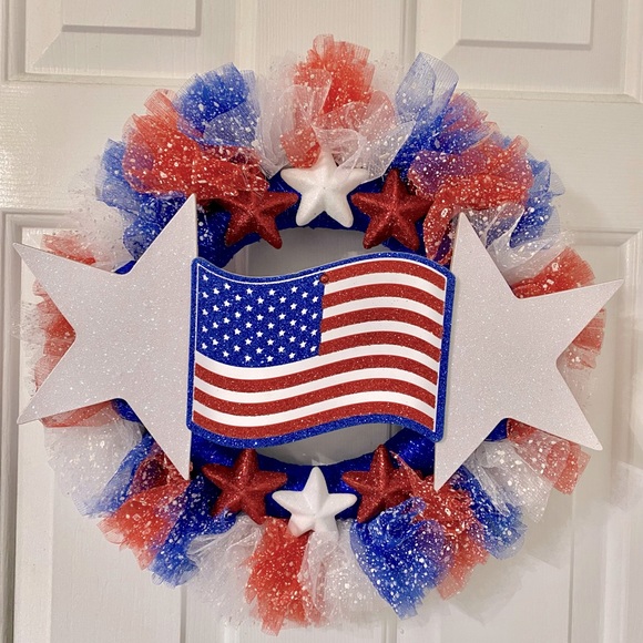 Unique Patriotic Indoor Wreath - Picture 1 of 4